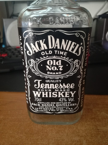 Jack Daniels Flasche gefunden - original? wie alt?