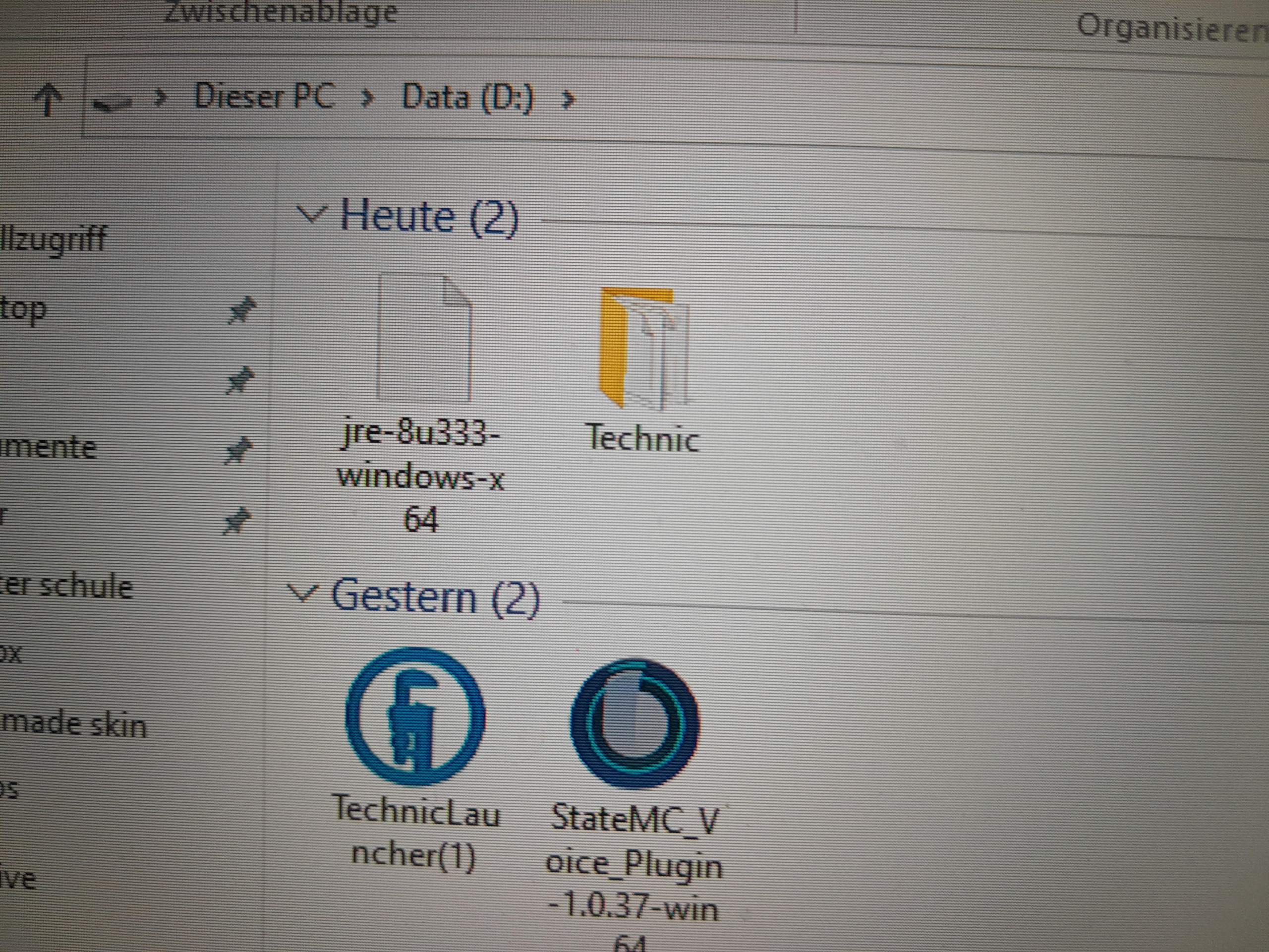 Java 8 64bit datei ist als Weisses blatt gekennzeichnet und das Setup ...