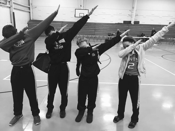 So sieht der Schwachsinn aus. (Dab-Dance) (Quelle: Wikipedia) - (Schule, Jugendliche, Jugend)