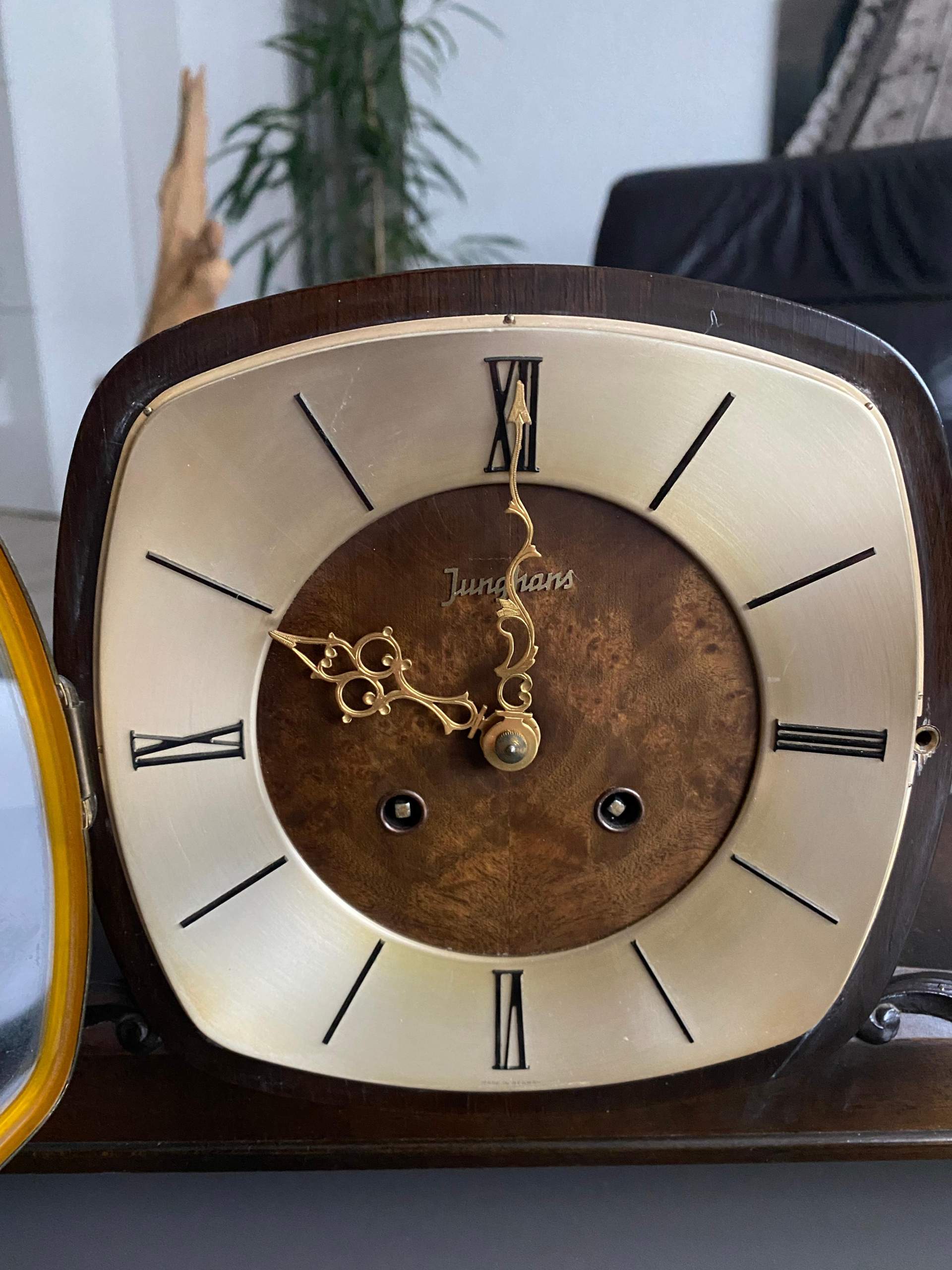 Junghans Uhr Informationen? (Wert, Antiquitäten, Wertschätzung)
