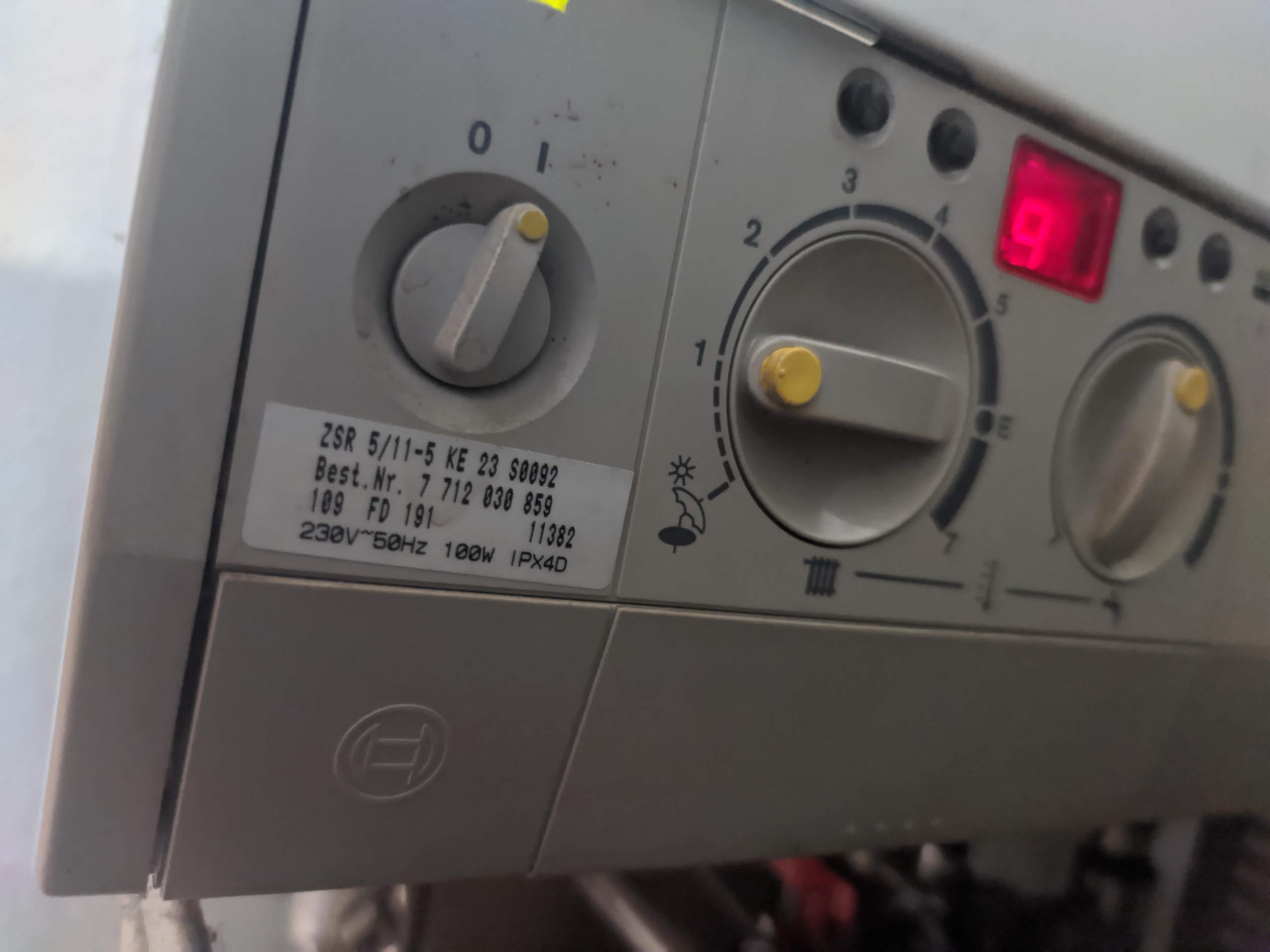 Junkers Therme Wasser nachfüllen? (Heizung, Sanitär, Heizungsanlage)