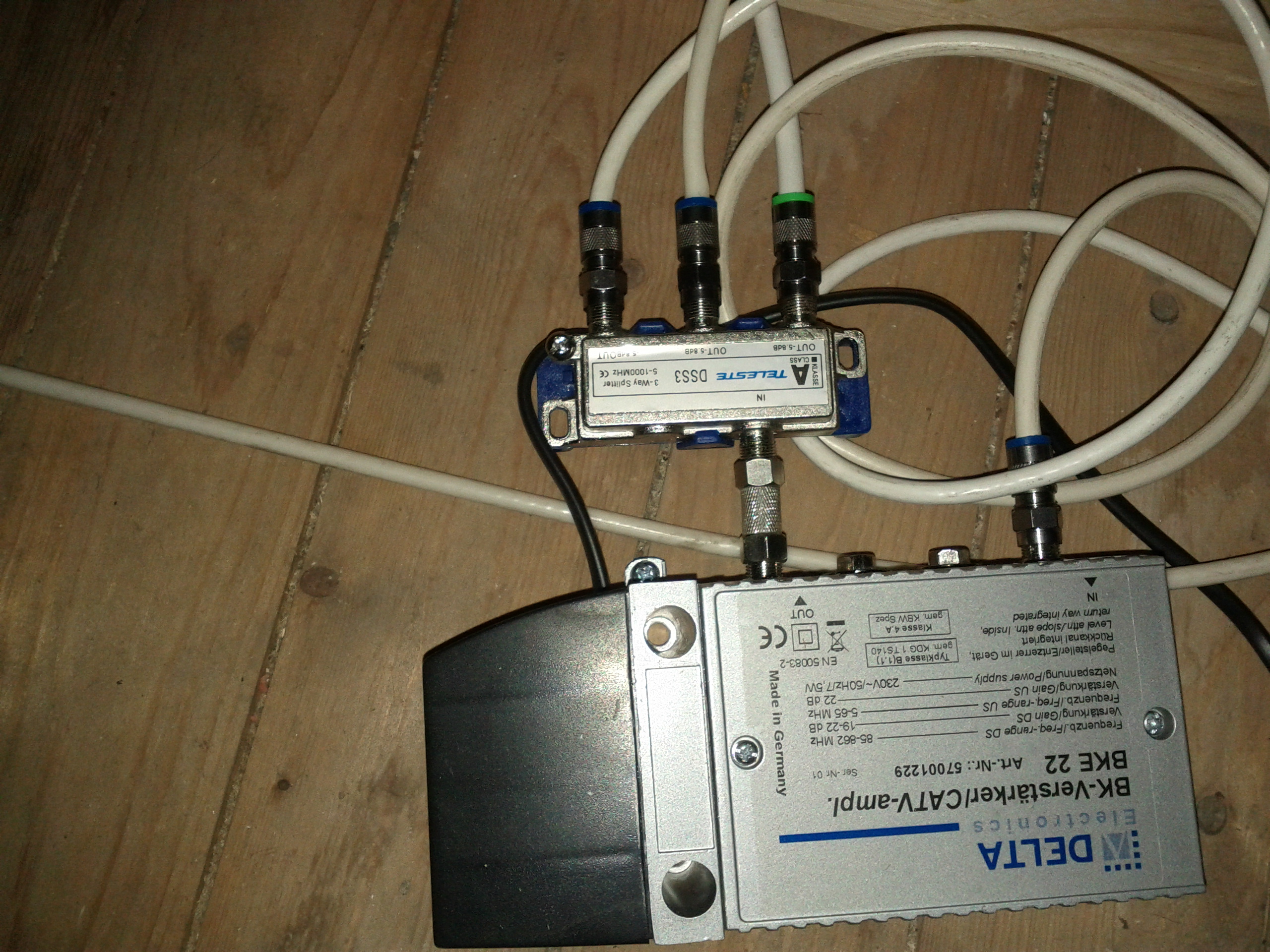 Kabel Deutschland Verstarker Internet Verteiler