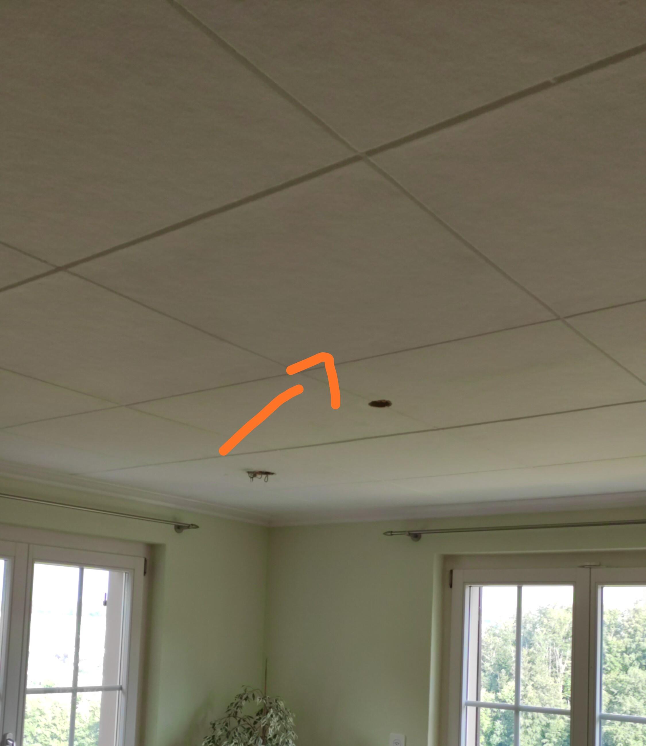 Kabel Oben Durch Die Decke Ziehen Computer Elektrik Bauen