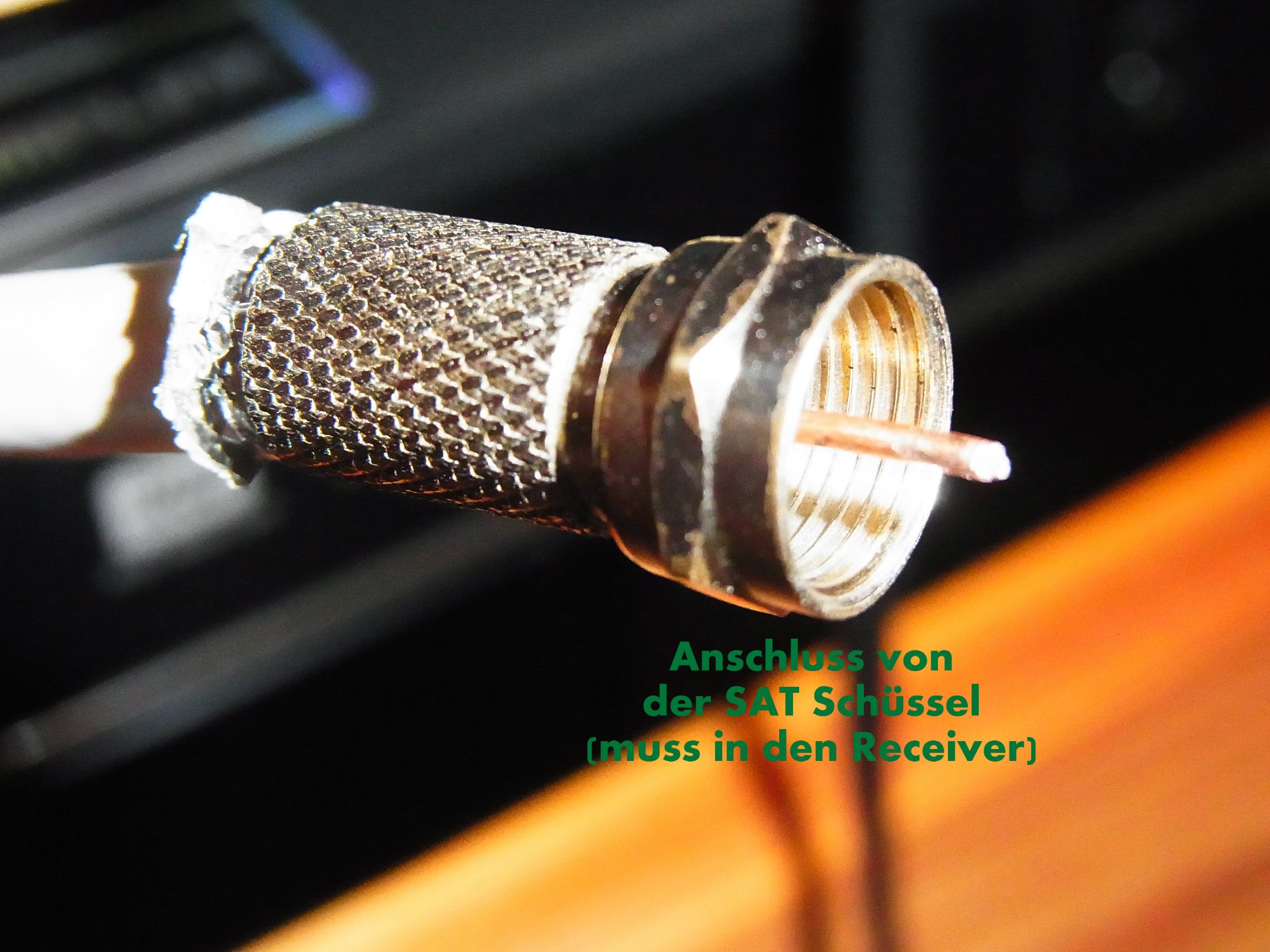 Kabel Von Der Sat Schussel Passt Nicht In Neuen Receiver Hat Jemand Eine Idee Computer Sat Kabel