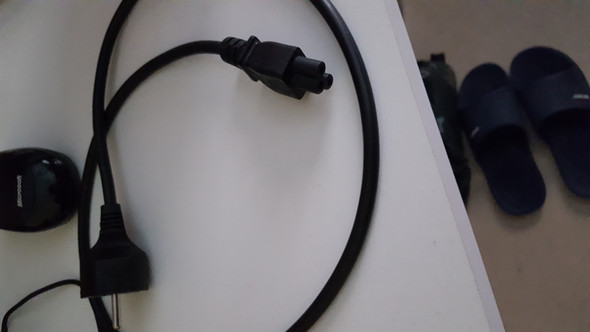 - (Computer, Technik, Technologie)