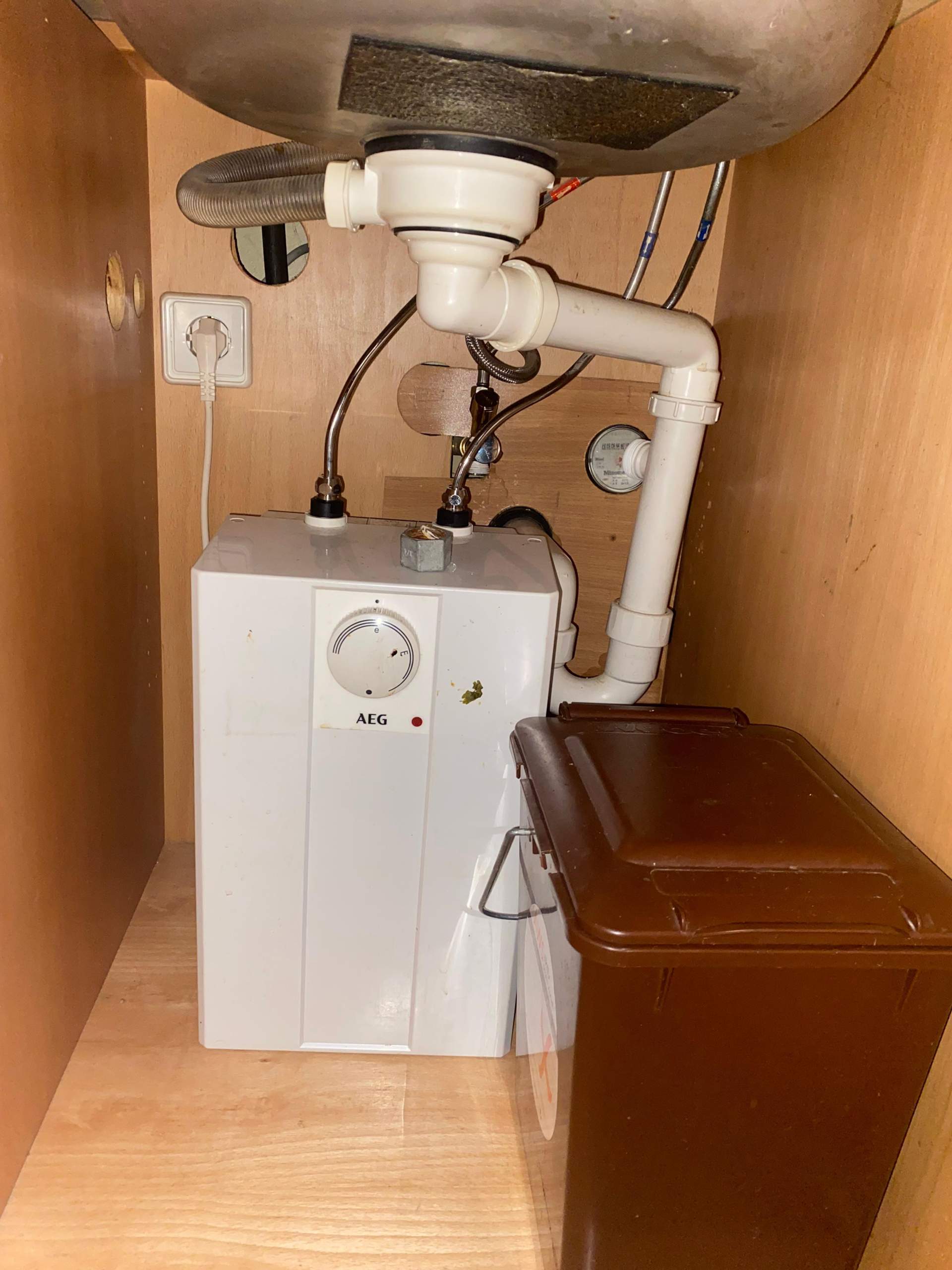 Kann ich an meine Spüle noch eine Waschmaschine und spülmaschine anschließen? (Installation