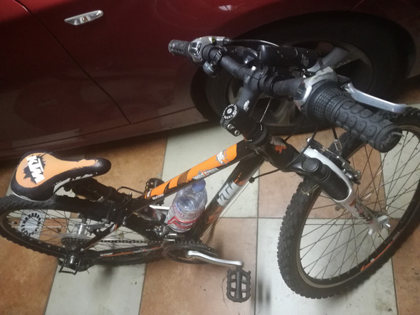 - (Sport, Fahrrad)