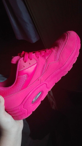  - (Schuhe, Farbe, Acrylfarbe)