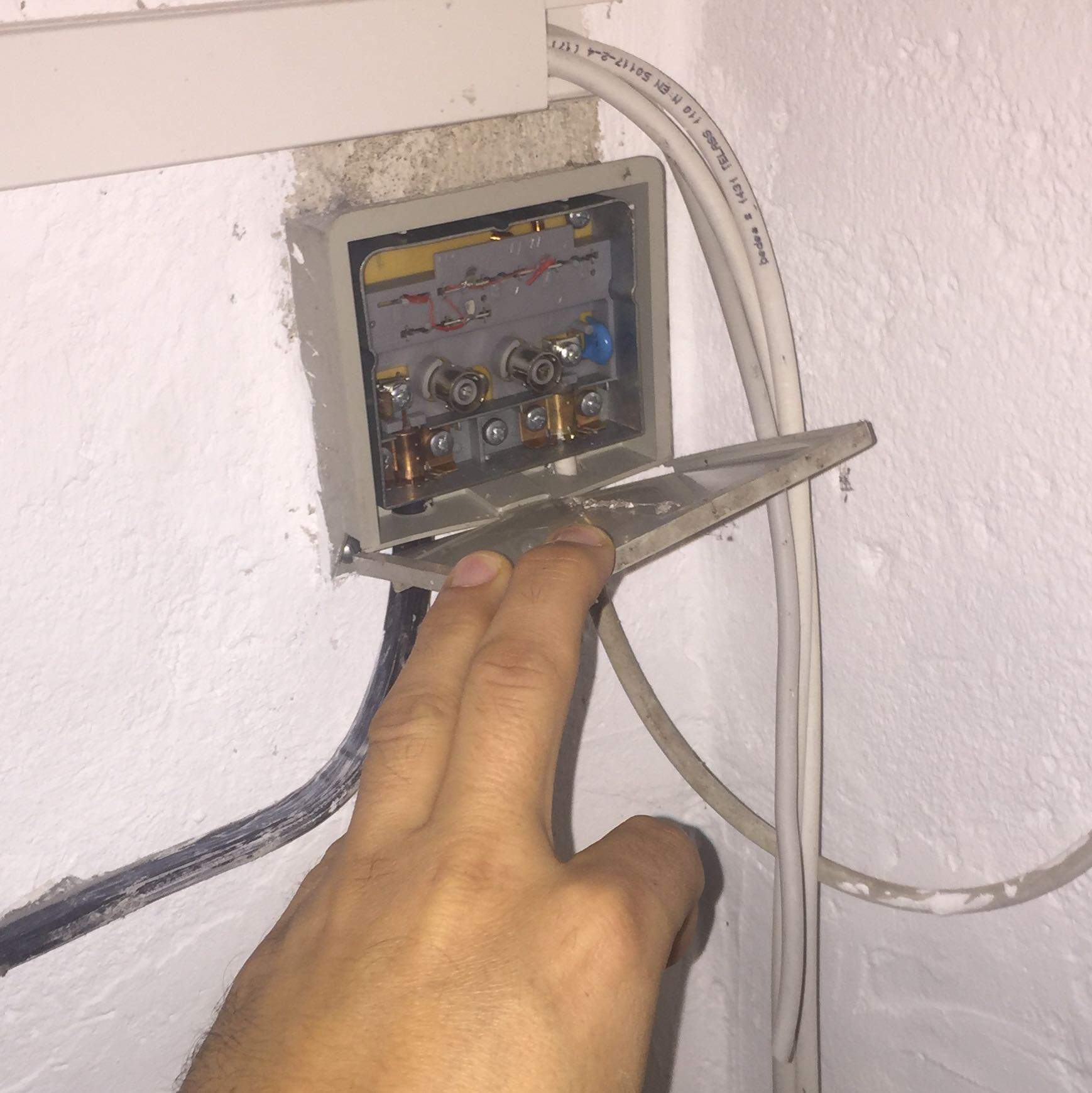 Kann ich mit Bk Modem Dose kein Sat Signal empfangen? (Technik