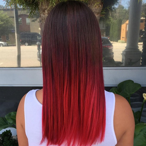 dunkelblaues kleid tragen