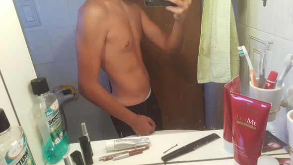 2 Bild von der Seite - (Sport, abnehmen, Fitness)