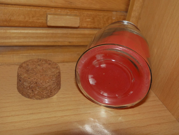 - (Glas, Kerze)
