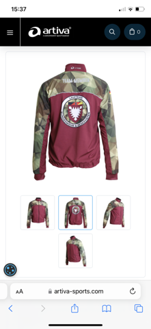 Kann man die Bundeswehr Jacke tragen bzw. mit dem logo?
