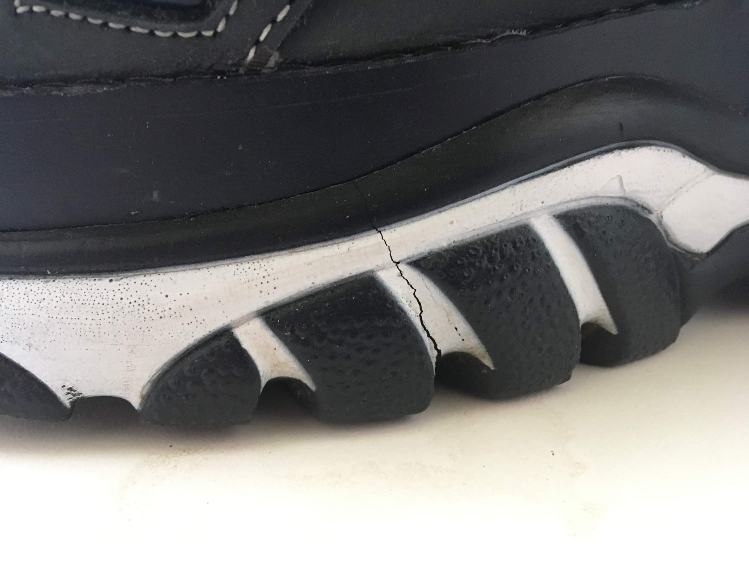 Kann man die Plateausohle von Buffalo Schuhen reparieren? (Mode, Schuhe