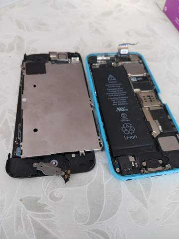 Kann man dieses iPhone 5c noch reparieren?