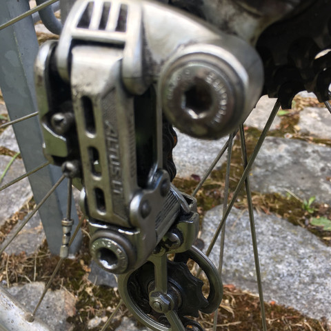 Rennrad-schaltungen und die shimano schaltgruppen erklärt – bike geek Kann man dieses Schaltwerk wieder reparieren oder eher ned? (Fahrrad