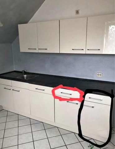 Kann man ein Unterschrank bei folgender Küche (siehe Abbildung) weglassen, wenn die Wandlänge in der neuen Wohnung kürzer ist?