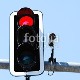 Kann Man Eine Strafe Bekommen Wenn Der Ampel Grun War Und Ich Trotzdem Stehen Geblieben Bin Ich War Alleine Wegen Kamera Auto