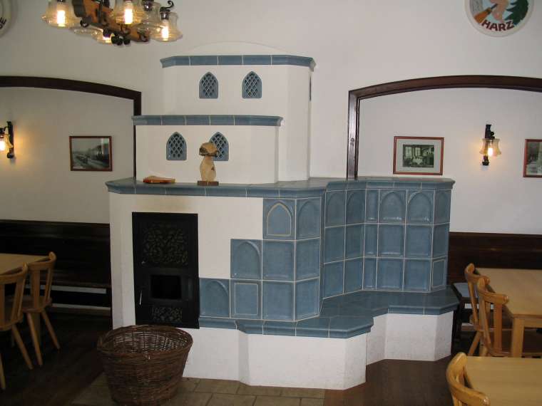 Kann Man Einen Kachelofen Neu Streichen Haus Ofen Fliesen