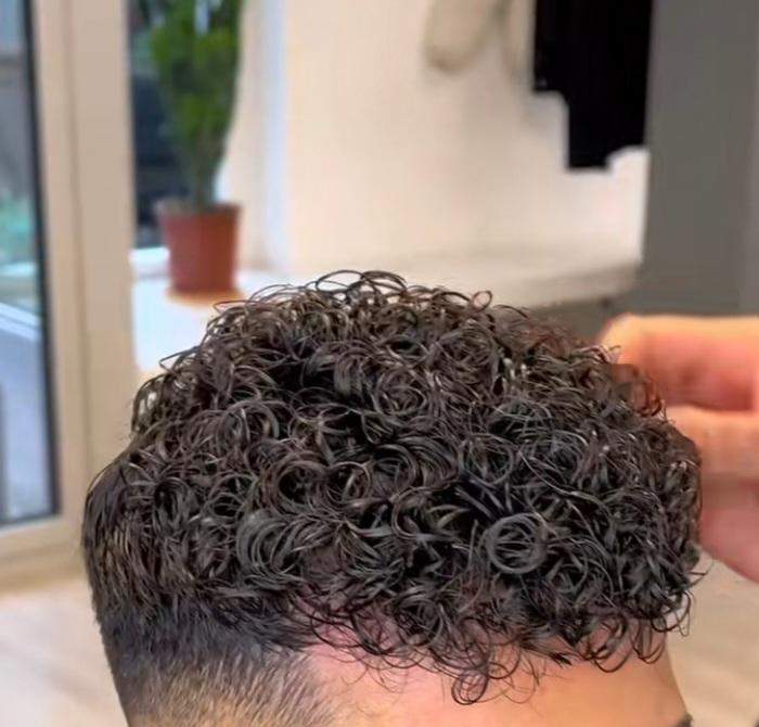 Kann der Friseur mir genau so eine Dauerwelle machen? (Jungs, Männer, Aussehen)