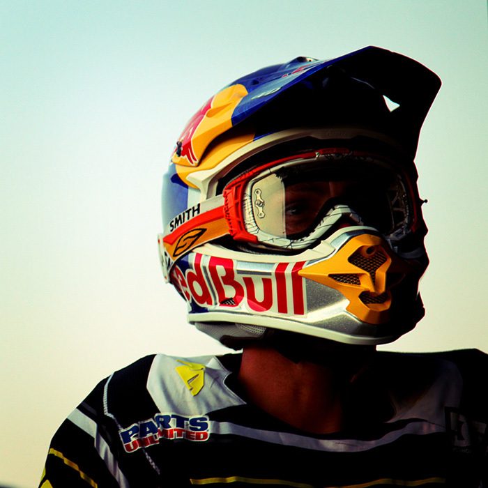 kann man originale Motocross  Red Bull Helme  kaufen wenn 