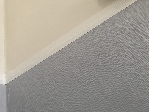 kann man weisse wandfarbe uber diese papier tapete streichen ohne dass man was sieht wand gestaltung