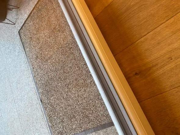 Katzenklappe Ohne Fenster Zu Beschädigen