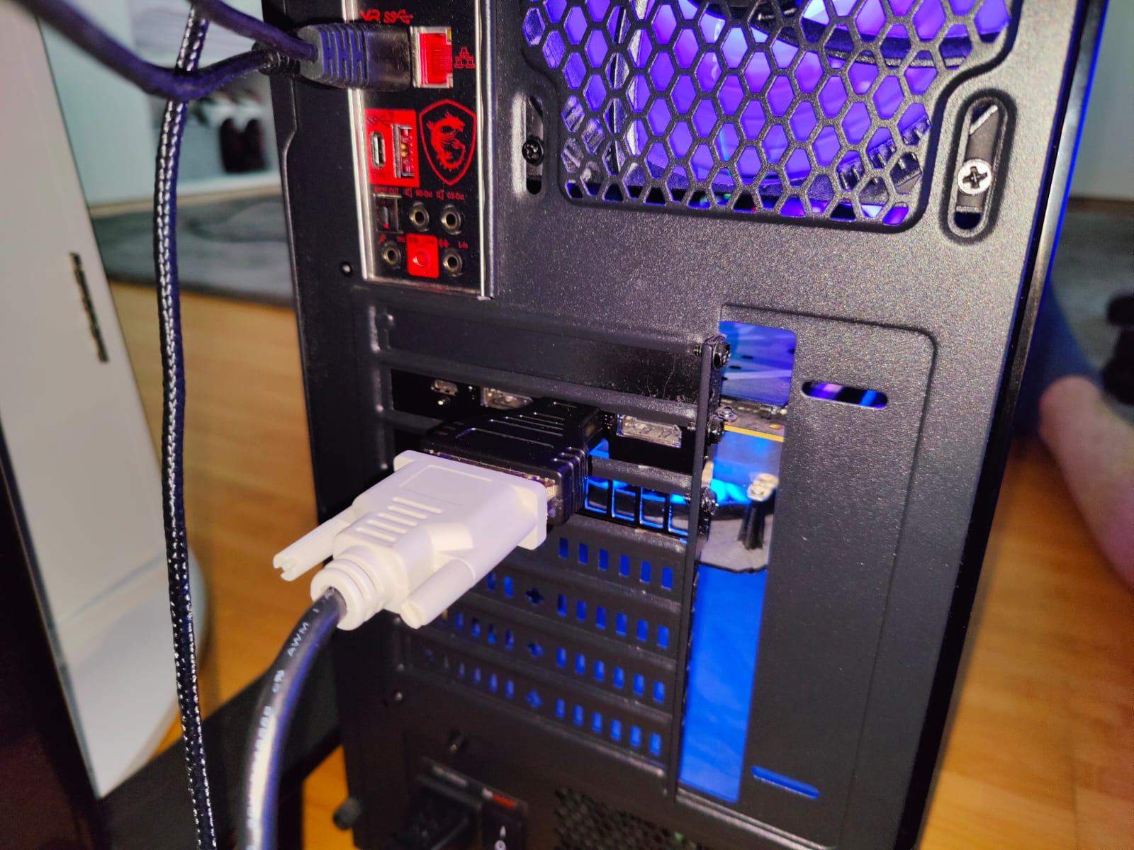 Kein Signal auf einem von 2 Bildschirmen bei PC? (Gaming, Grafikkarte