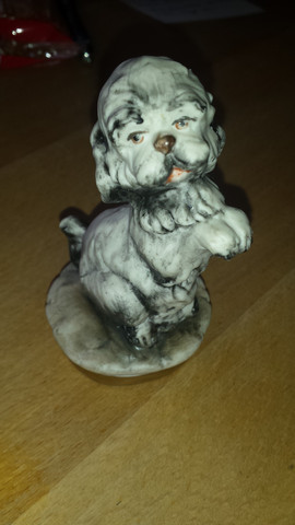 Der Hund - (Hund, Marke, Antiquitäten)