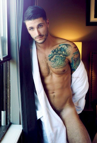 Kennt Diesen Mannlichen Promi Manner Fitness Tattoo