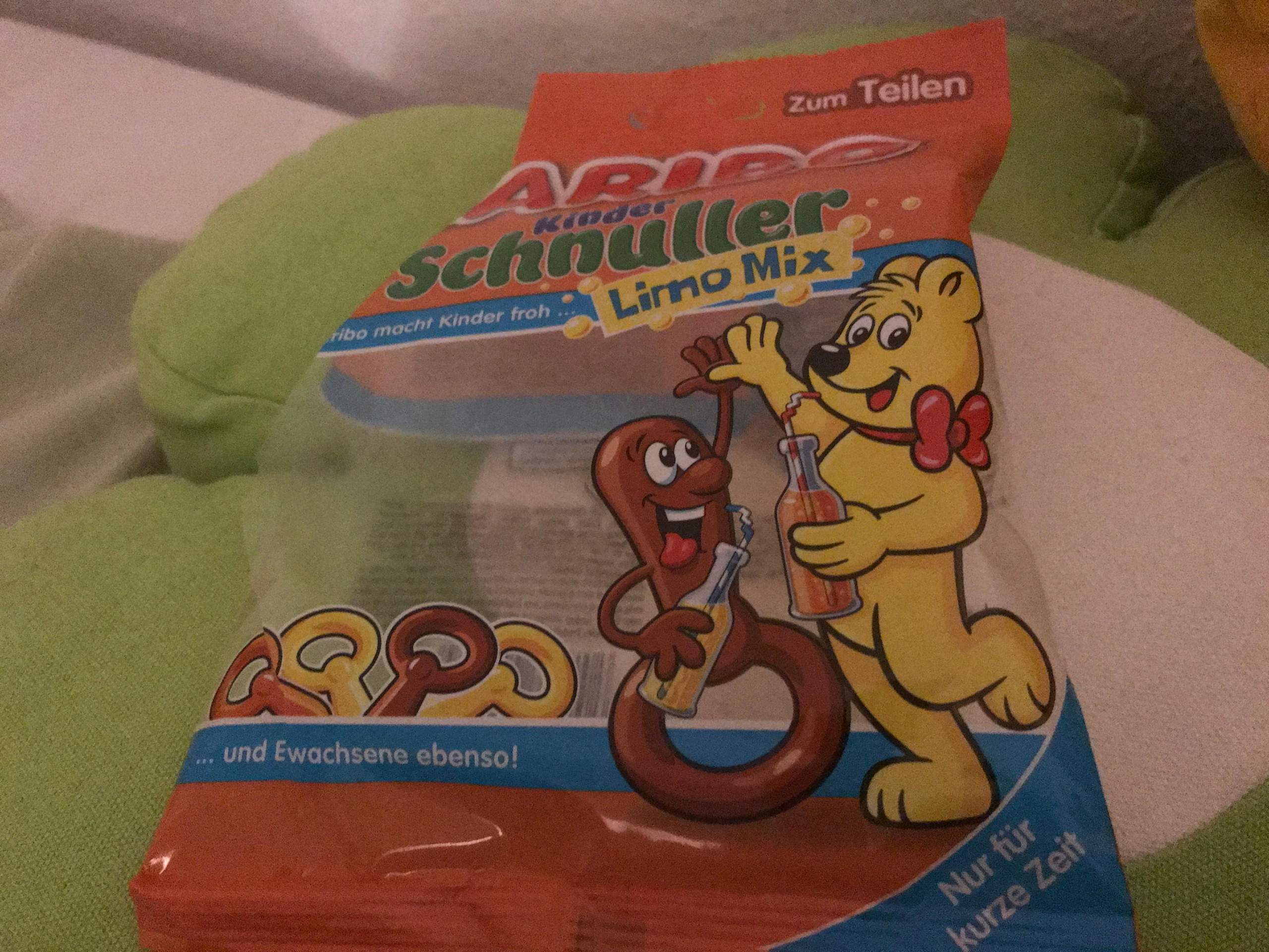 Kennt ihr diese neue HARIBO-Sorte mit Cola + Orangenlimonade ... Kennt ihr diese neue HARIBO-Sorte mit Cola + Orangenlimonade ...