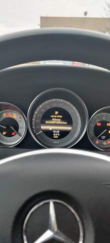 Kennt Sich Einer Mit Dem Mercedes Fehler Vorne Links Storung Werkstatt Aufsuchen Aus Computer Technik Technologie