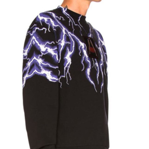 Pullover mit Blitzaufdruck - (Kleidung, Fashion, Nike)