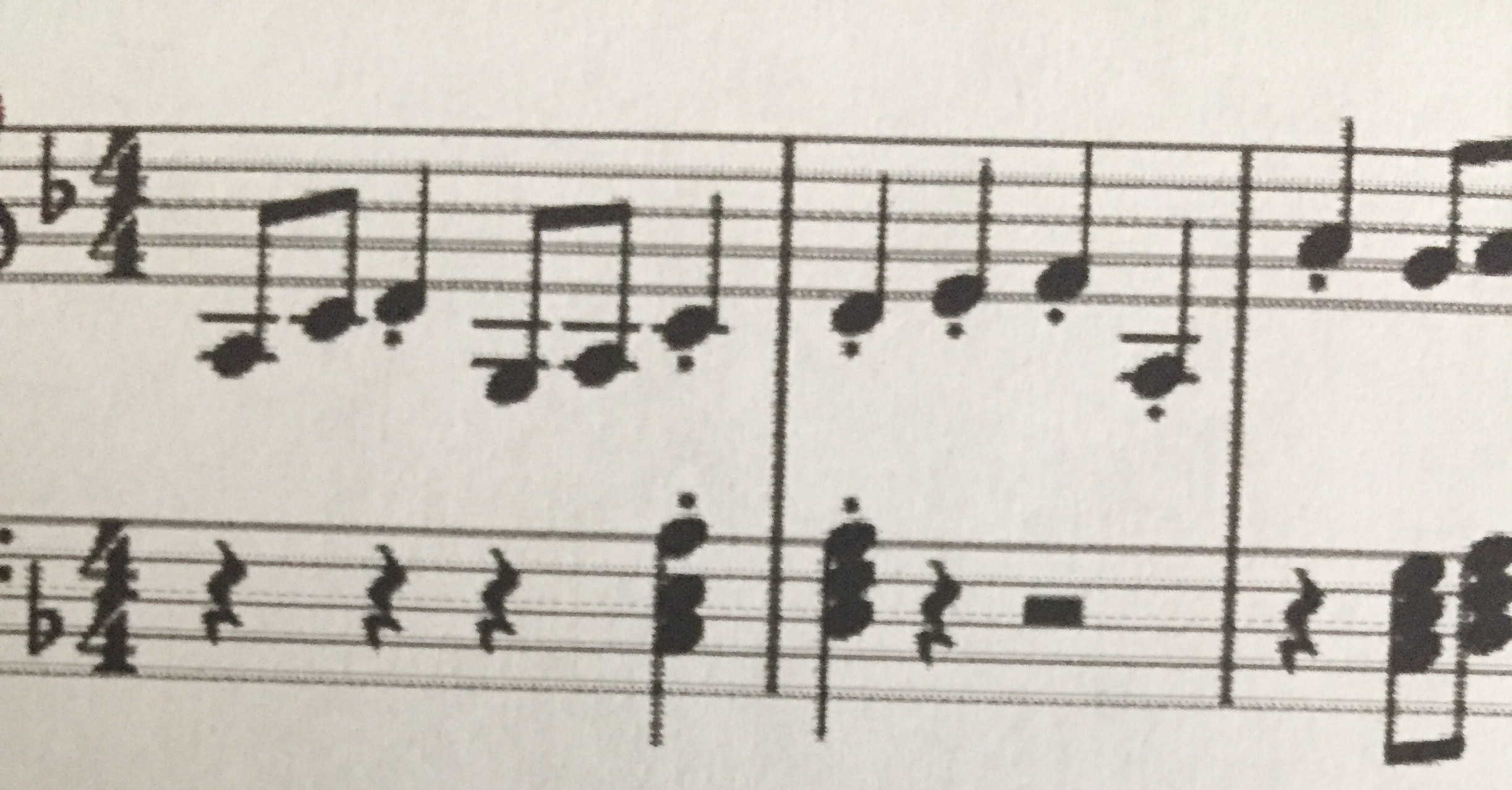 Klavier - Punkt über Note, Bedeutung (Bild)? (Lernen)
