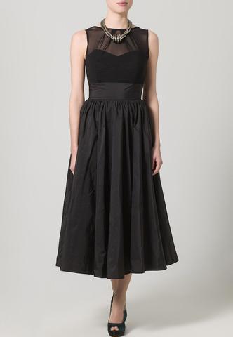 Kleid Ansicht 2 - (Kleid, Schmuck, Hochzeit)