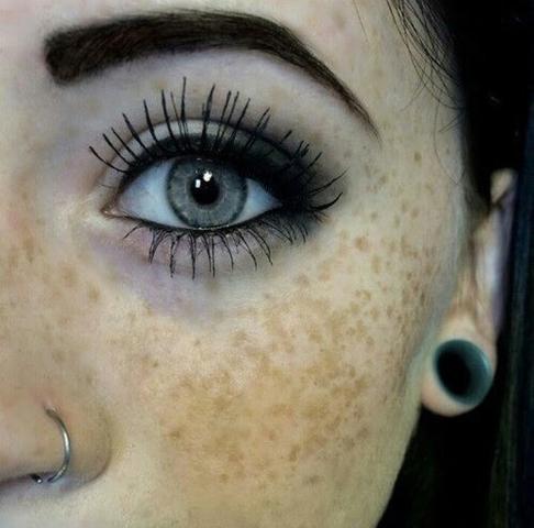 :) - (Mascara, Wimperntusche, gute Wimperntusche)