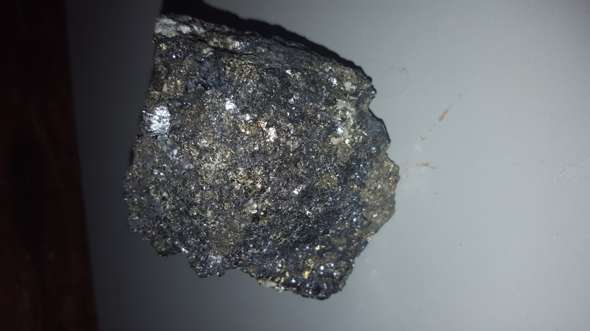 Könnte das echtes gold und silber sein? (Steine, Mineralien)