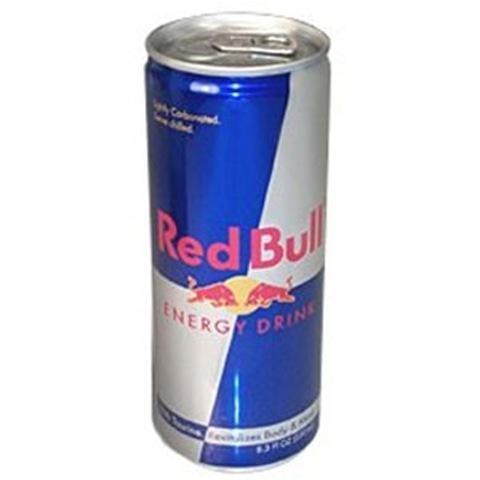 Hier seht ihr das "klassische" Red Bull - (trinken, Koffein, Red Bull)