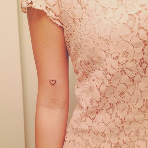 Kosten kleines Herz Tattoo? (Heidelberg)