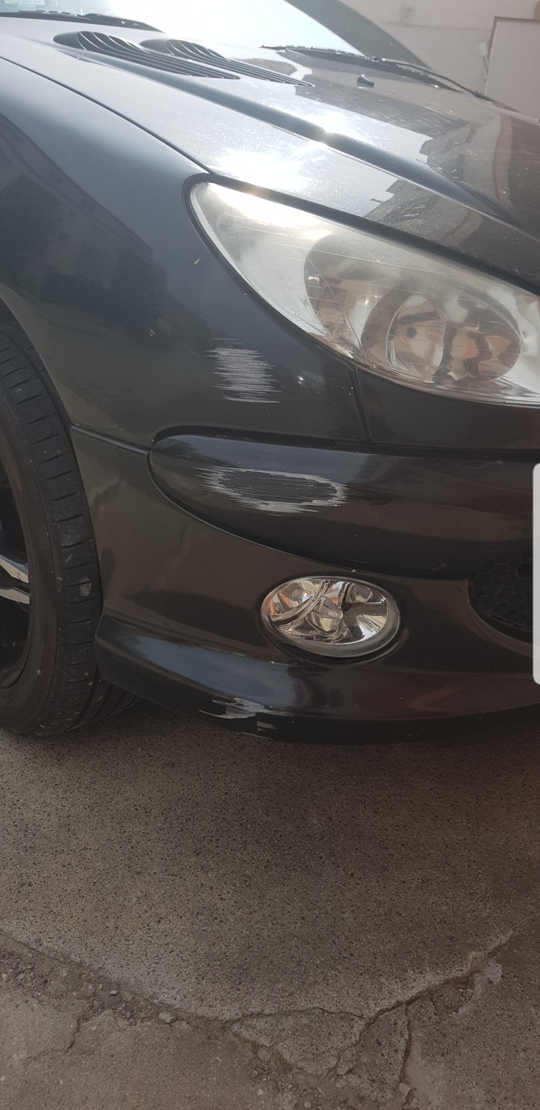 Kosten Lackierung Stossstange Kratzer Im Lack Auto Auto Und Motorrad Kfz