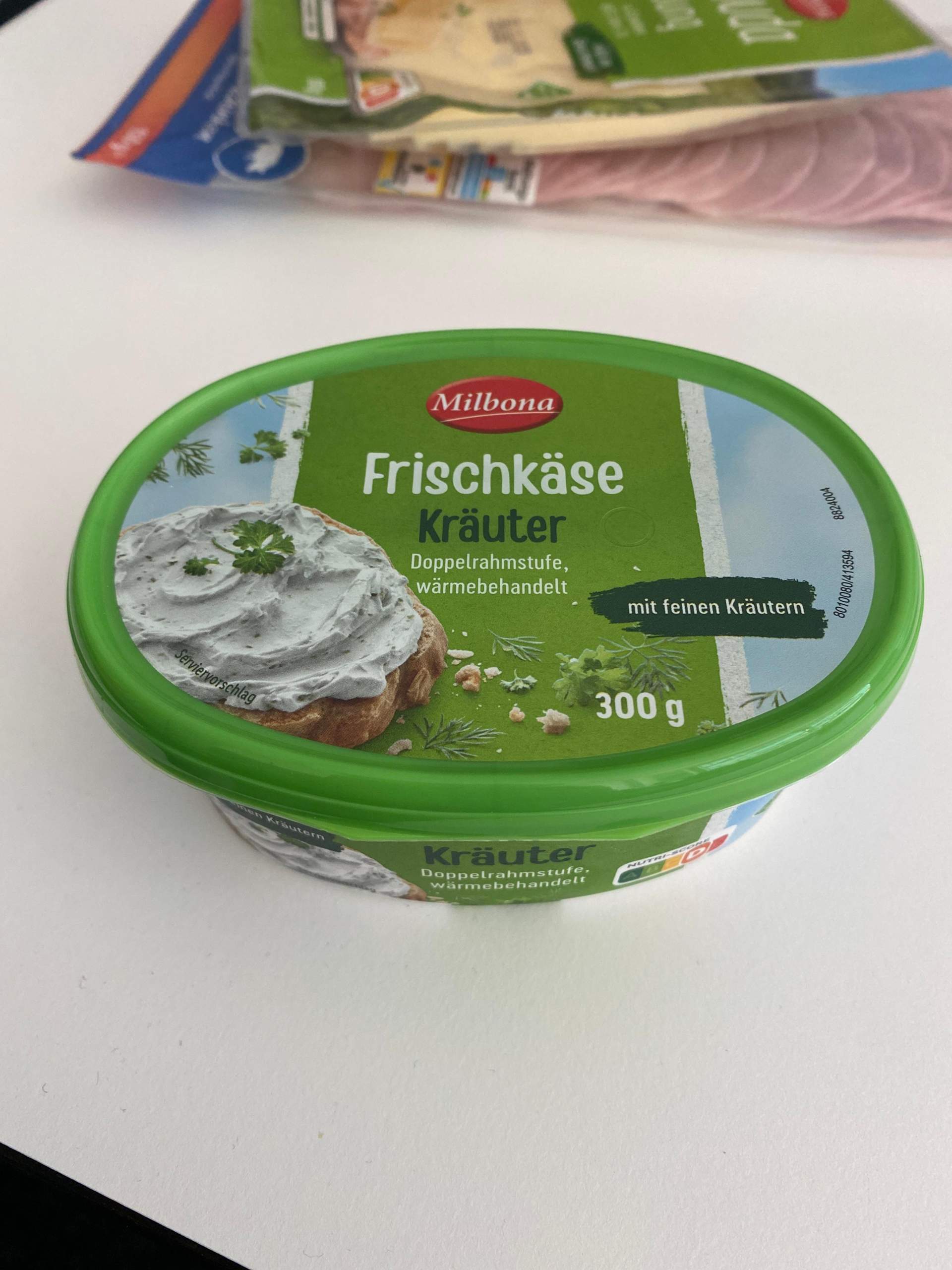 Kräuterfrischkäse von Milbona ist gelb - soll das so sein? (einkaufen ...
