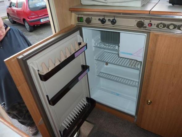 Kühlschrank - (Kühlschrank, Gas, Wohnmobil)