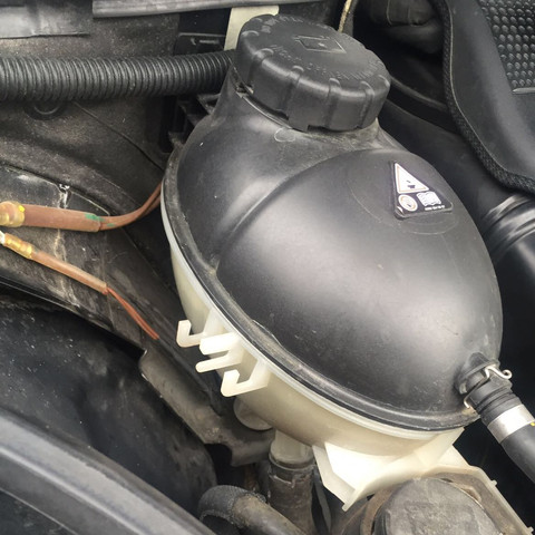 Kuhlwasser Niveau Prufen Woran Konnte Es Liegen Das Dort Kuhlwasser Fehlt Mercedes Benz W212 250er 2009 Baujahr Kuhlwasser Niveau Prufen Woran Konnte Es Liegen Das Dort Kuhlwasser Fehlt Mercedes Benz W212 250er 2009 Baujahr