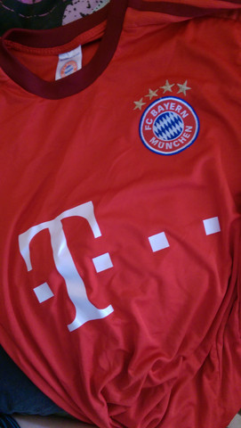 Kumpel Hat Mir Bild Von Sein Trikot Gesendet Fake Oder Real Fussball Fc Bayern Munchen