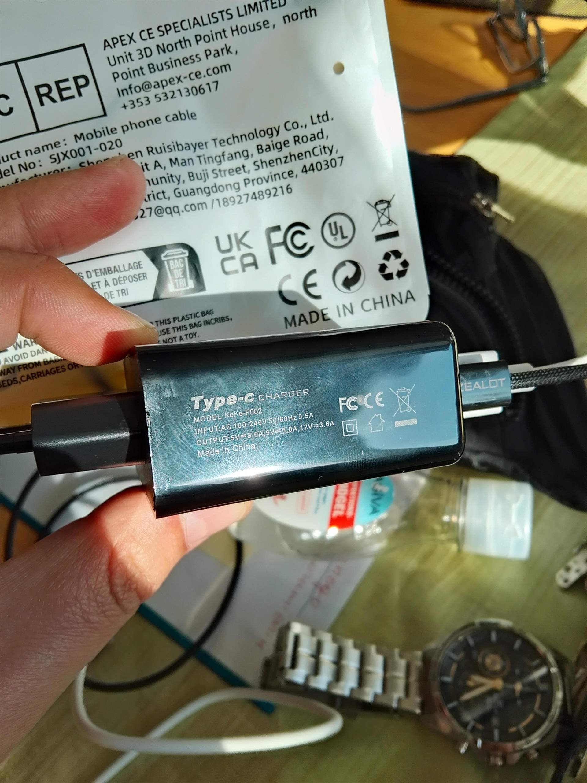 Ladegerät CE Zeichen Fake oder nicht? (Akku, Ladekabel)