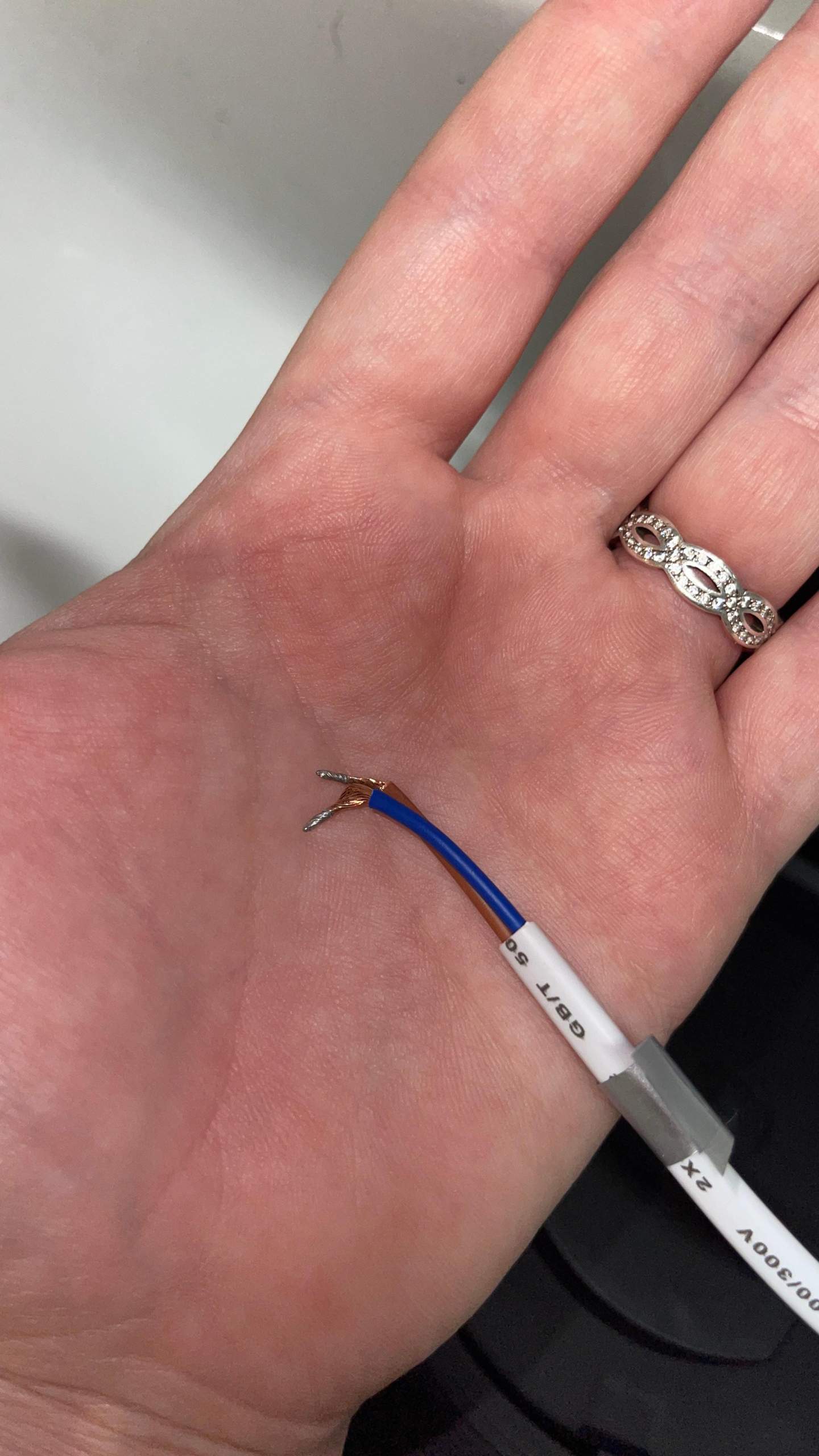 Lampe anschließen Altbau? (Technik, Elektronik, Strom)