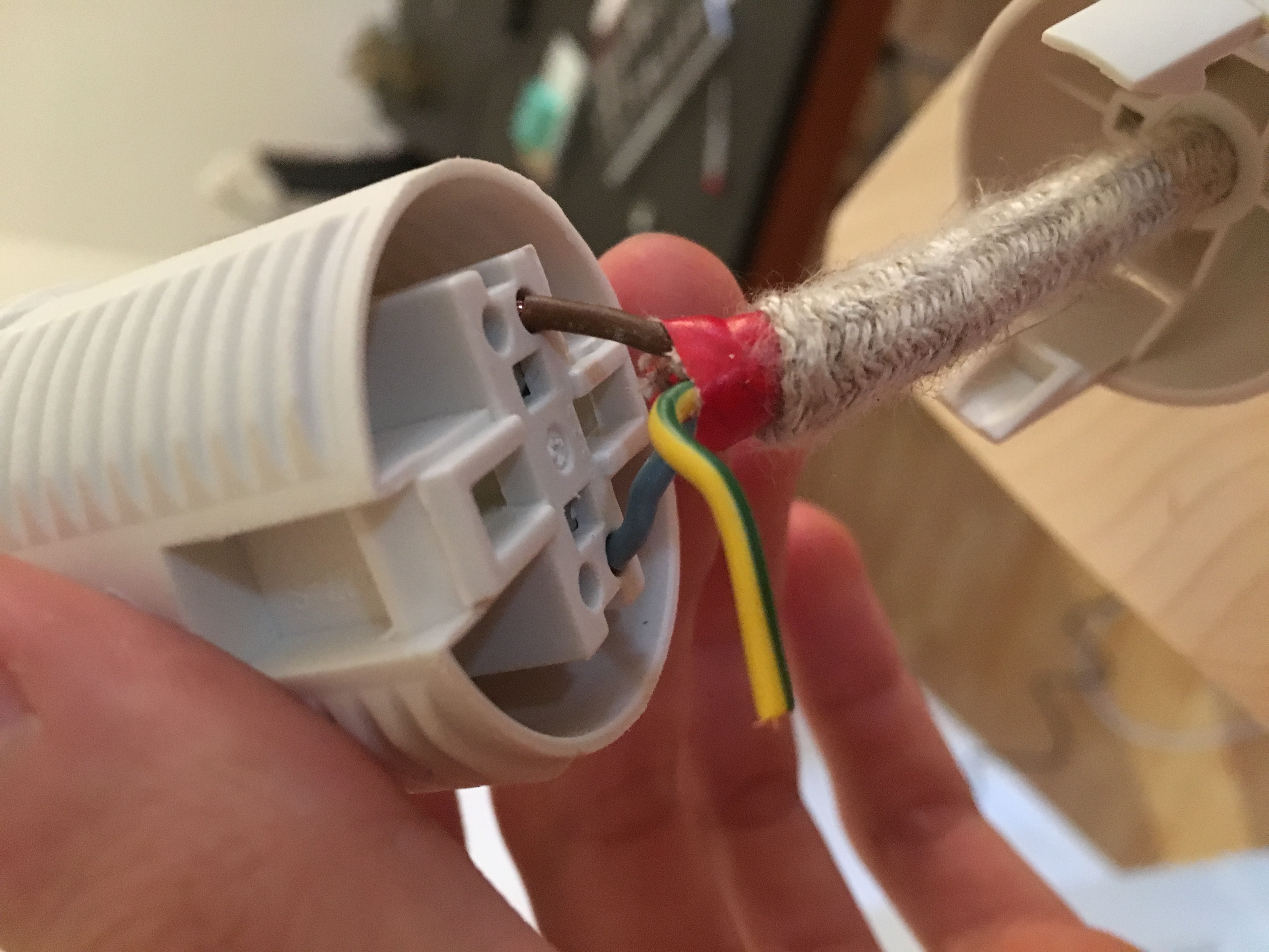 Lampe Installieren Spannung Auf Nullleiter Was Habe Ich Lampe Installieren Spannung Auf Nullleiter Was Habe Ich