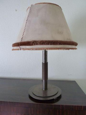 Alte Lampe mit Lederschirm - (Pflege, Lampe, Leder)