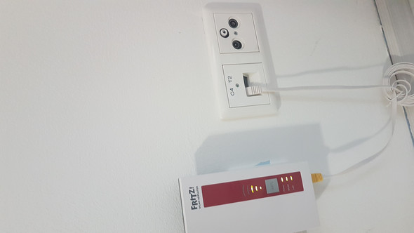 - (Computer, Technik, Internet)