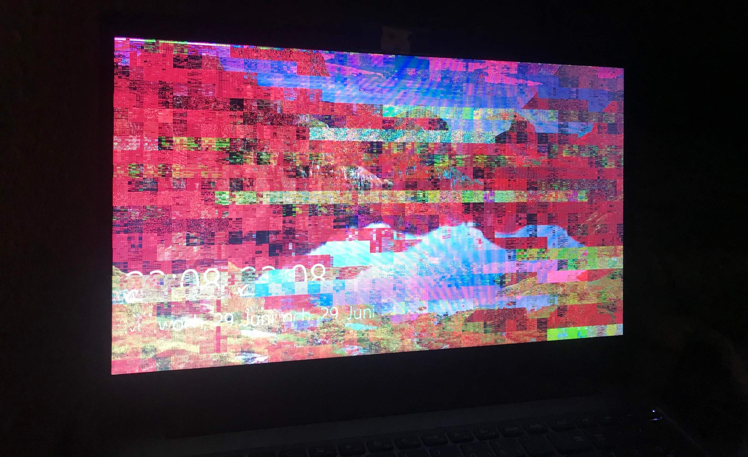 Laptop Bildschirm flackert? (Computer, Technik, flackern)